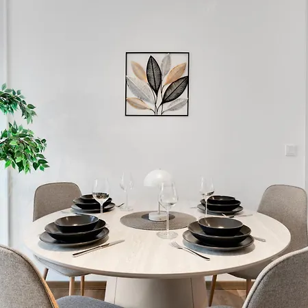 Apartamento Urbanes City-loft Für 4 Mit Parkplatz *