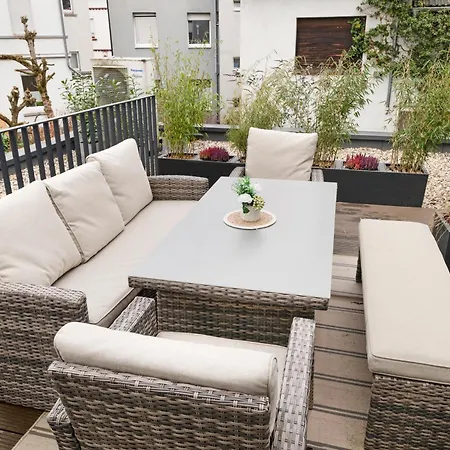 Apartamento Urbanes City-loft Für 4 Mit Parkplatz *